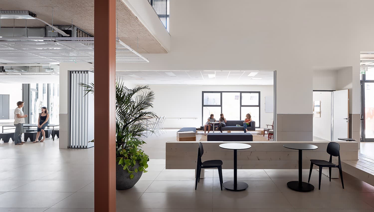 חלל פנימי בבית הספר